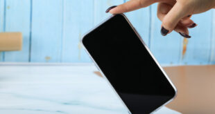 Vreme je za kupovinu: Otkrijte kada treba da se rastanete sa svojim starim telefonom