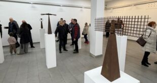 Skulpture Svetozara Mirkova pred publikom u Vrbasu