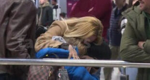 Sletela oba aviona Er Srbije iz Rijada: U Beograd stiglo još više stotina srpskih državljana