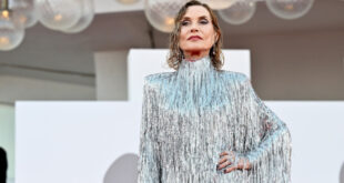 Francuska diva ponovo u svom prepoznatljivom stilu, ali ovog puta ćerka joj je ukrala svu pažnju