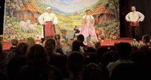 Pozorišno veče u Bioskopu „Jugoslavija“ okupilo brojnu publiku