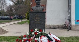 Položeni venci na spomen-bistu Božidara Žugića