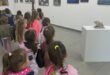 Mališani iz vrtića „Bubica“ posetili Likovnu galeriju u Vrbasu