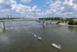(FOTO, VIDEO) SPEKTAKULARNO! Novi Sad obeležio DAN POBEDE kako dolikuje! Desetine čamaca uz poruku „SRBIJA POBEĐUJE“ prodefilovalo Dunavom