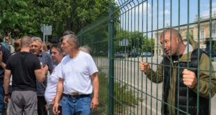 BAČULOV OGRAĐEN U SAVINOM SELU