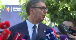 Šolakove laži plasirate dok gasite srpske medije! Vučić o cenzuri u Crnoj Gori