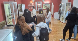 Stručno vođenje kroz muzejsku postavku za vrbaske srednjoškolce