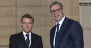 Vučić ide u Pariz na Makronov poziv: Predsednik će prisustvovati vojnoj paradi!