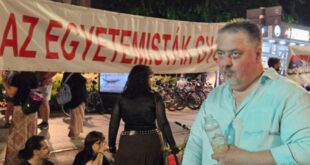 Skandalozno! Dekan Ekonomskog fakulteta Čučković pije rakiju i blokira ulice! Dokle ide sprega blokadera profesora i studenata? (FOTO + VIDEO)