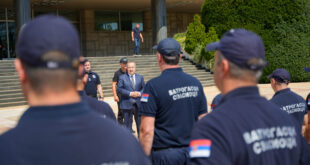 Dačić ispratio srpske vatrogasce-spasioce koji će gasiti požare u Francuskoj