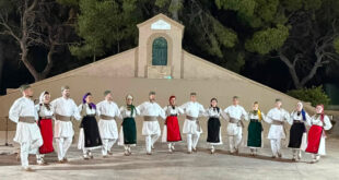 Folklorni ansambl Kulturnog centra Vrbas nastupio na festivalu u Grčkoj
