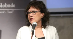 Ova žena ne zna za sramotu! Jezive izjave blokaderske profesorke: Srbi su sami krivi za "Oluju" (VIDEO)