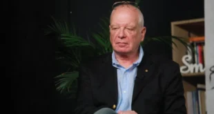 Ljudsko dno! Protić opravdava ustaško slavlje - pa pljunuo na srpske žrtve! (FOTO)