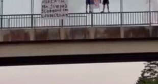 (VIDEO) UDARNO! SKANDAL U HRVATSKOJ UOČI GODIŠNjICE OLUJE: Maskirane osobe spalile srpsku zastavu kod Otočca