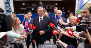 Vučić: Za 15 dana predstavićemo prve robote koji koriste oružje