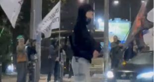 Petnaestak blokadera urla usred Ustaničke, a Beograđani ih ni ne gledaju: Narodu je dosta njihovih predstava (VIDEO)