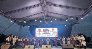 Mladi folkloraši Kulturnog centra Vrbas nastupili na „Beška festu“