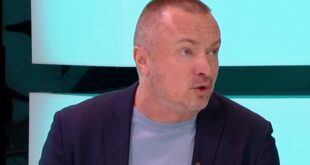 Ekskluzivno! Isplivali dokazi- Pajtić mozak operacije i vođa obojene revolucije – Preko „žutih poslušnika“ instruiše plenume i gura Srbiju u haos!